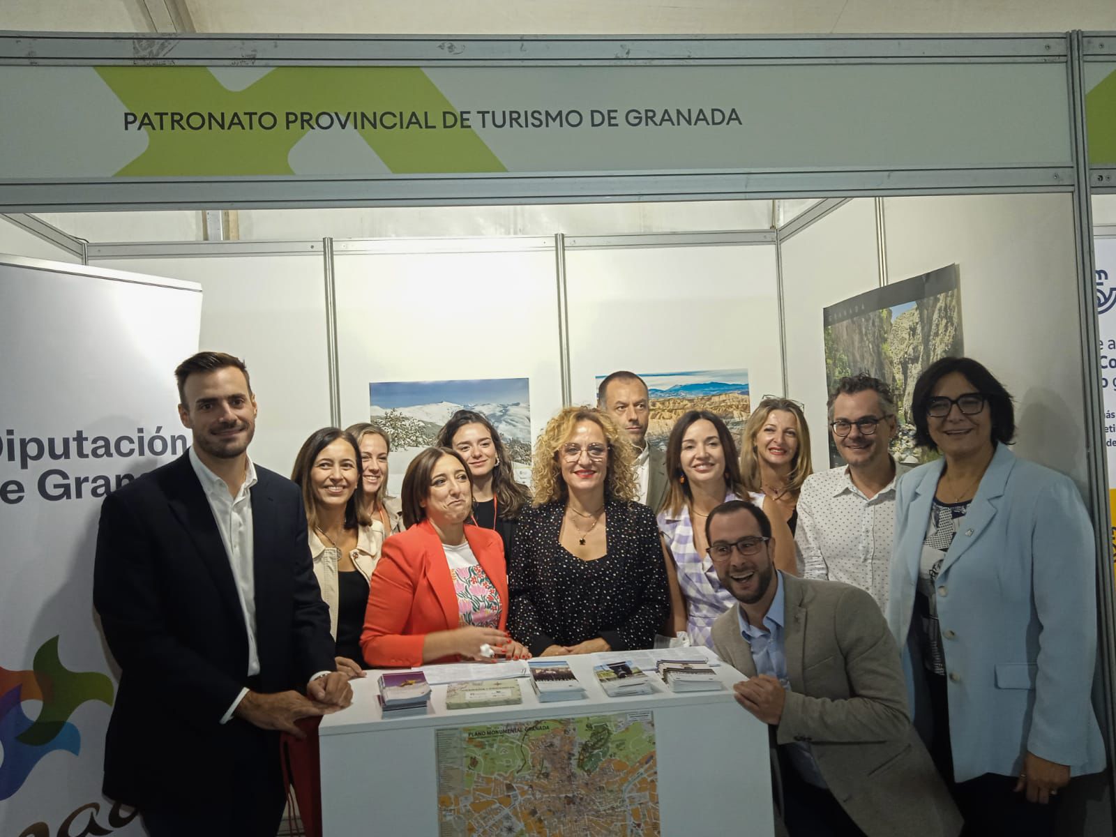 Diputación anima a los alumnos de la Universidad de Granada a visitar la provincia