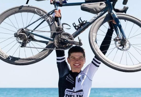 Almuñécar se convierte en meta de la exigente prueba ciclista Desertus Bikus tras 1.350 km de recorrido